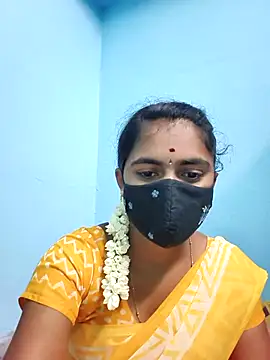 Snapshot of Tamil_Hot_Shana chatting on 04/13/26, 04:34 Tamil Hot Shana online show from 04/13/26, 04:34