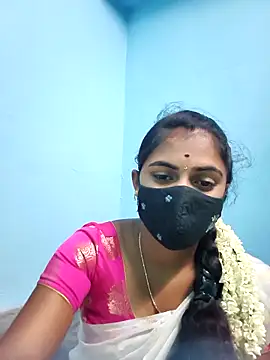 Snapshot of Tamil_Hot_Shana chatting on 04/16/26, 04:19 Tamil Hot Shana online show from 04/16/26, 04:19