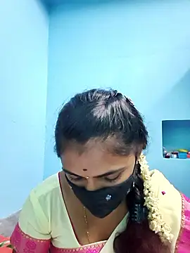 Snapshot of Tamil_Hot_Shana chatting on 04/19/26, 08:46 Tamil Hot Shana online show from 04/19/26, 08:46