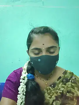 Snapshot of Tamil_Hot_Shana chatting on 05/16/26, 08:00 Tamil Hot Shana online show from 05/16/26, 08:00