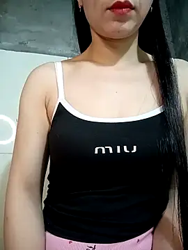 Snapshot of Vyvvyy69 chatting on 03/13/26, 10:38 Vyvvyy69 online show from 03/13/26, 10:38