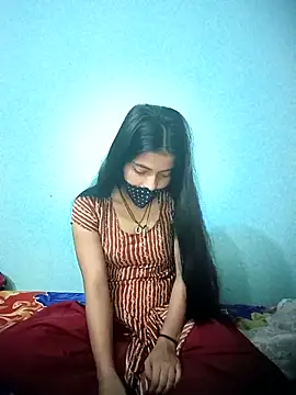 18 year old girl online show from 03/11/26, 03:01