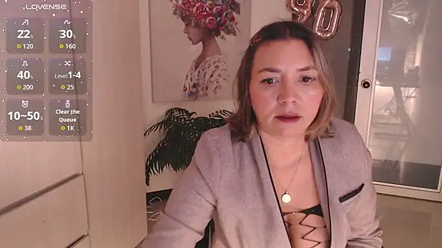 Snapshot of milfsecret69 chatting on 03/08/26, 11:36 milfsecret69 online show from 03/08/26, 11:36