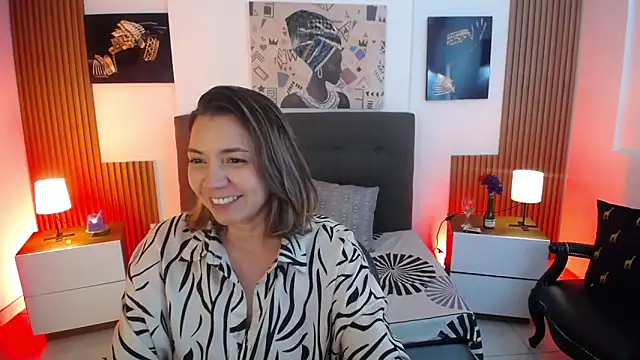 Snapshot of milfsecret69 chatting on 06/10/26, 11:09 milfsecret69 online show from 06/10/26, 11:09