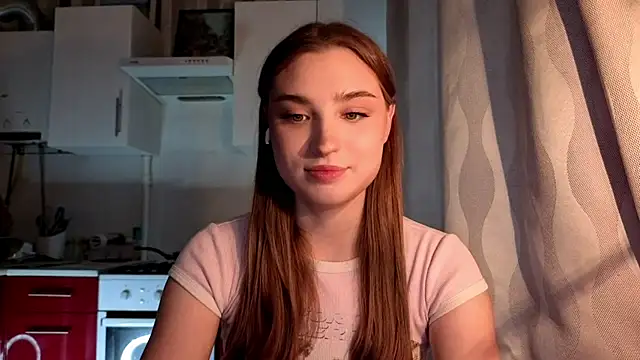 Snapshot of LissaBliss chatting on 04/26/26, 02:48 LissaBliss online show from 04/26/26, 02:48