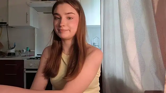 Snapshot of LissaBliss chatting on 05/16/26, 12:15 LissaBliss online show from 05/16/26, 12:15