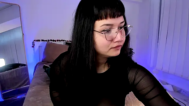 Snapshot of Briana_Mayy chatting on 03/29/26, 02:17 Briana Mayy online show from 03/29/26, 02:17