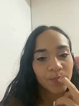 Snapshot of Maria_x_Alejandra chatting on 04/02/26, 11:57 Maria x Alejandra online show from 04/02/26, 11:57