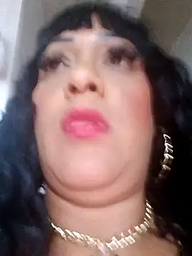 Snapshot of SabrinaColin chatting on 03/10/26, 02:27 SabrinaColin online show from 03/10/26, 02:27