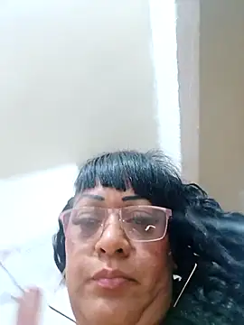Snapshot of SabrinaColin chatting on 03/15/26, 05:13 SabrinaColin online show from 03/15/26, 05:13