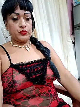 Snapshot of SabrinaColin chatting on 06/13/26, 01:47 SabrinaColin online show from 06/13/26, 01:47
