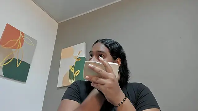 Snapshot of Nico_Hillx chatting on 05/30/26, 08:17 Nico Hillx online show from 05/30/26, 08:17