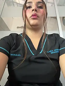 Snapshot of Noa_Harper- chatting on 06/03/26, 10:15 Noa Harper- online show from 06/03/26, 10:15