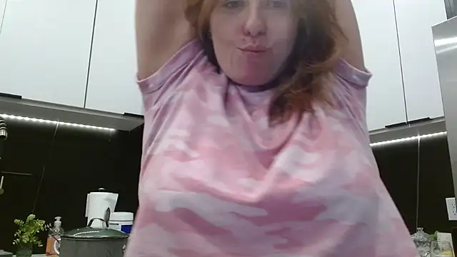 HazelSkyesChat online show from 05/27/26, 05:10