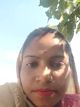 Snapshot of Gungun_thakur chatting on 02/28/26, 09:43 Gungun thakur online show from 02/28/26, 09:43