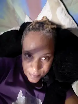 Snapshot of BadGyalGem chatting on 04/22/26, 02:25 BadGyalGem online show from 04/22/26, 02:25