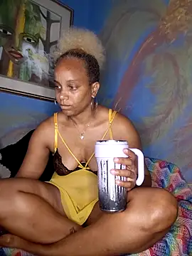 Snapshot of BadGyalGem chatting on 04/24/26, 04:48 BadGyalGem online show from 04/24/26, 04:48