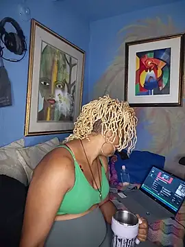 Snapshot of BadGyalGem chatting on 06/14/26, 04:58 BadGyalGem online show from 06/14/26, 04:58
