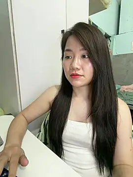 Amy8386 online show from 06/05/26, 06:52