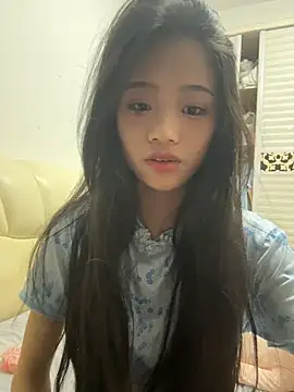 Snapshot of srr6677 chatting on 03/16/26, 06:45 srr6677 online show from 03/16/26, 06:45