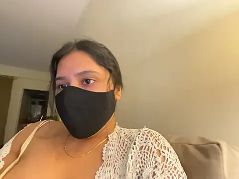 Snapshot of Anna_girl22 chatting on 04/10/26, 04:01 Anna girl22 online show from 04/10/26, 04:01