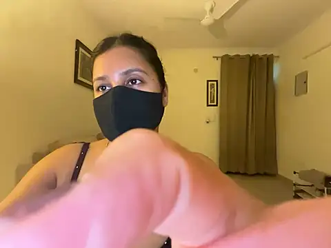 Anna girl22 online show from 07/28/26, 02:05