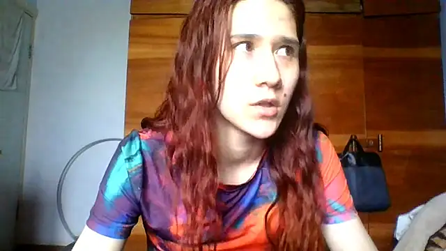 NickiKisinger online show from 06/06/26, 07:13
