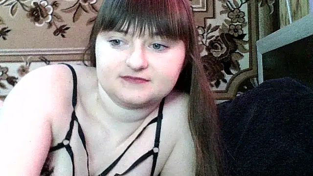Snapshot of LuckyLust15 chatting on 02/05/26, 10:31 LuckyLust15 online show from 02/05/26, 10:31