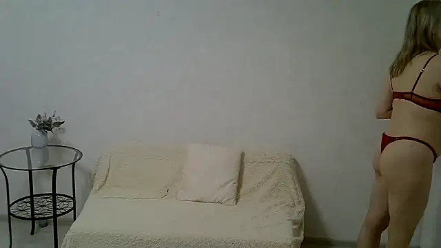 Snapshot of Opaldream chatting on 04/15/26, 08:53 Opaldream online show from 04/15/26, 08:53