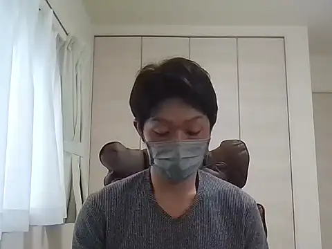 Snapshot of K0U-123 chatting on 04/19/26, 05:40 K0U-123 online show from 04/19/26, 05:40