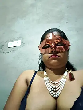 Snapshot of Sexy_khushi19 chatting on 03/08/26, 01:36 Sexy khushi19 online show from 03/08/26, 01:36