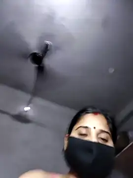 Snapshot of Sexy_khushi19 chatting on 04/17/26, 10:29 Sexy khushi19 online show from 04/17/26, 10:29