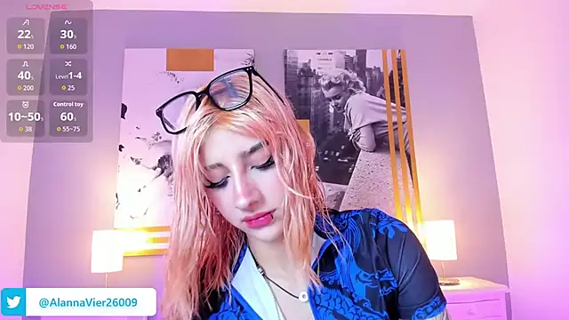 AlannaViera online show from 07/06/26, 11:40