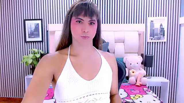 Snapshot of Sophia_Valentina chatting on 02/07/26, 01:04 Sophia Valentina online show from 02/07/26, 01:04