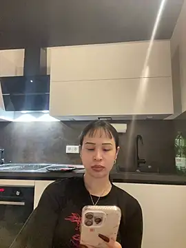 Snapshot of Just-Lilly chatting on 04/15/26, 03:41 Just-Lilly online show from 04/15/26, 03:41