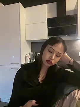 Snapshot of Just-Lilly chatting on 05/17/26, 03:26 Just-Lilly online show from 05/17/26, 03:26