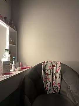 Snapshot of Just-Lilly chatting on 06/09/26, 03:51 Just-Lilly online show from 06/09/26, 03:51