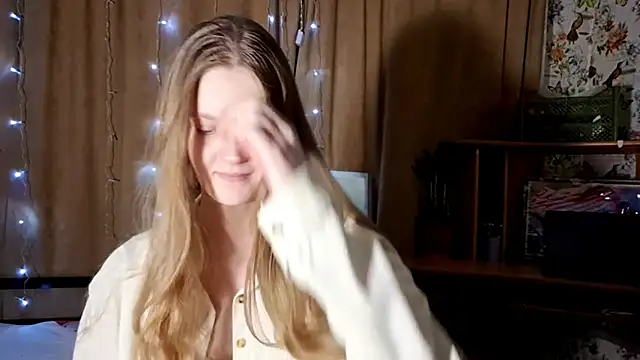 Snapshot of TaliaBerks chatting on 02/02/26, 01:21 TaliaBerks online show from 02/02/26, 01:21
