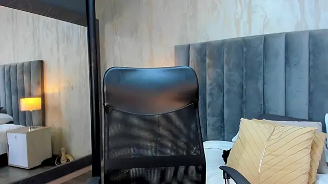 Snapshot of SofiaRivero chatting on 03/08/26, 08:45 SofiaRivero online show from 03/08/26, 08:45