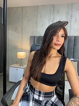 Snapshot of SofiaRivero chatting on 03/17/26, 10:24 SofiaRivero online show from 03/17/26, 10:24