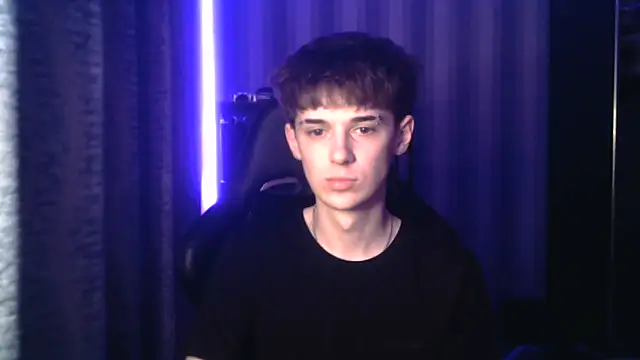 Snapshot of Sweet_Dude chatting on 03/10/26, 04:12 Sweet Dude online show from 03/10/26, 04:12