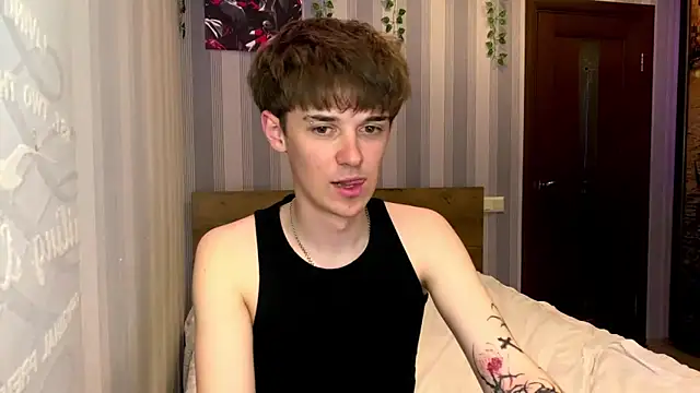 Snapshot of Sweet_Dude chatting on 03/31/26, 07:14 Sweet Dude online show from 03/31/26, 07:14