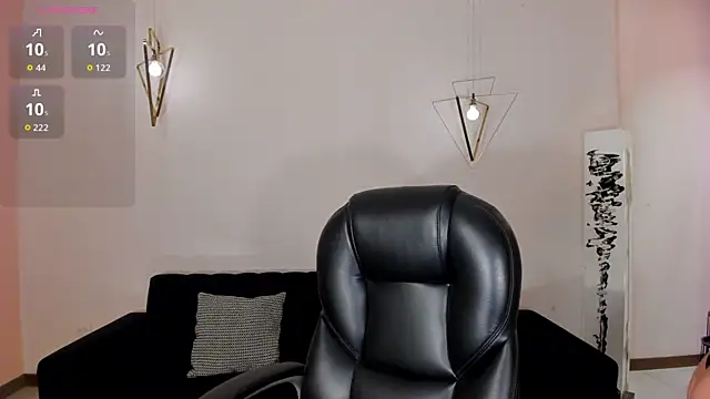 Snapshot of ScarlettRose_X chatting on 03/25/26, 07:31 ScarlettRose X online show from 03/25/26, 07:31