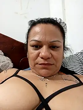 Snapshot of Dafne_77 chatting on 03/28/26, 11:04 Dafne 77 online show from 03/28/26, 11:04