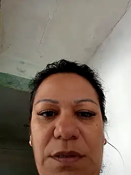 Snapshot of Dafne_77 chatting on 03/30/26, 02:07 Dafne 77 online show from 03/30/26, 02:07