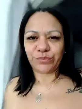 Snapshot of Dafne_77 chatting on 05/31/26, 04:47 Dafne 77 online show from 05/31/26, 04:47