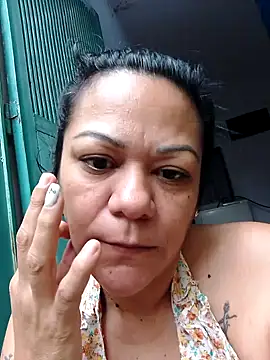 Snapshot of Dafne_77 chatting on 06/12/26, 02:05 Dafne 77 online show from 06/12/26, 02:05