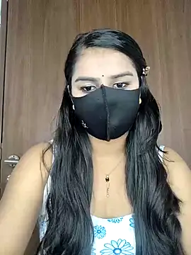 Snapshot of Alix_cuti chatting on 04/08/26, 06:30 Alix cuti online show from 04/08/26, 06:30