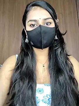 Snapshot of Alix_cuti chatting on 04/11/26, 04:00 Alix cuti online show from 04/11/26, 04:00