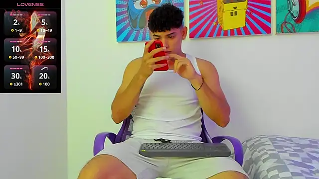 Snapshot of justin_payn14 chatting on 02/06/26, 01:36 justin payn14 online show from 02/06/26, 01:36